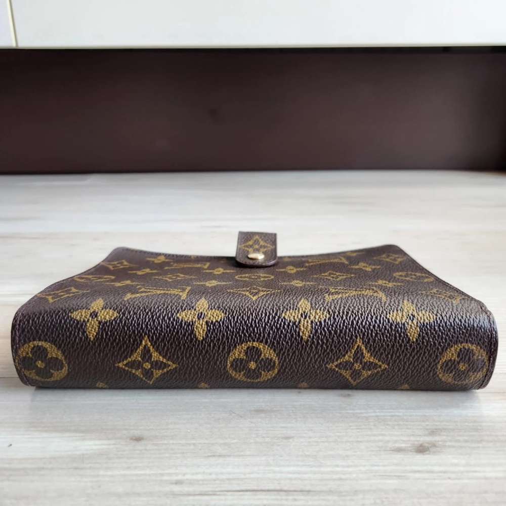 Louis Vuitton Agenda MM