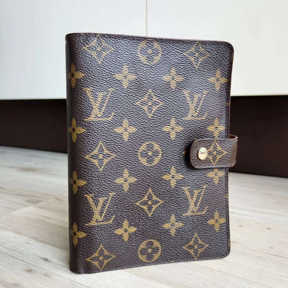 Louis Vuitton Agenda MM