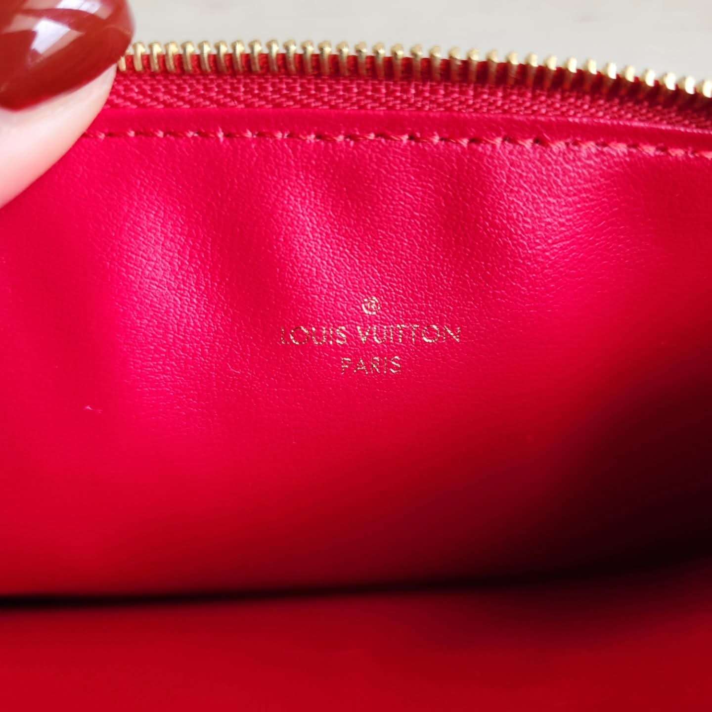 Louis Vuitton Set