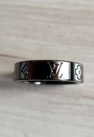 https://www.vipluxury.sk/Louis Vuitton Prsten