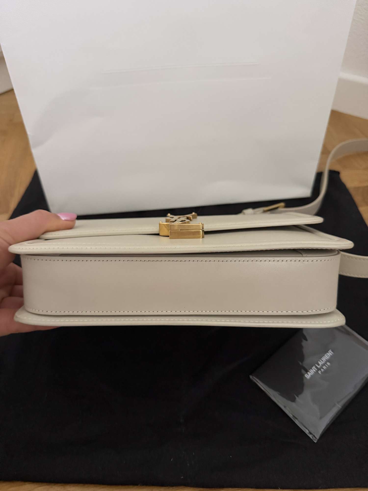 Yves Saint Laurent kabelka