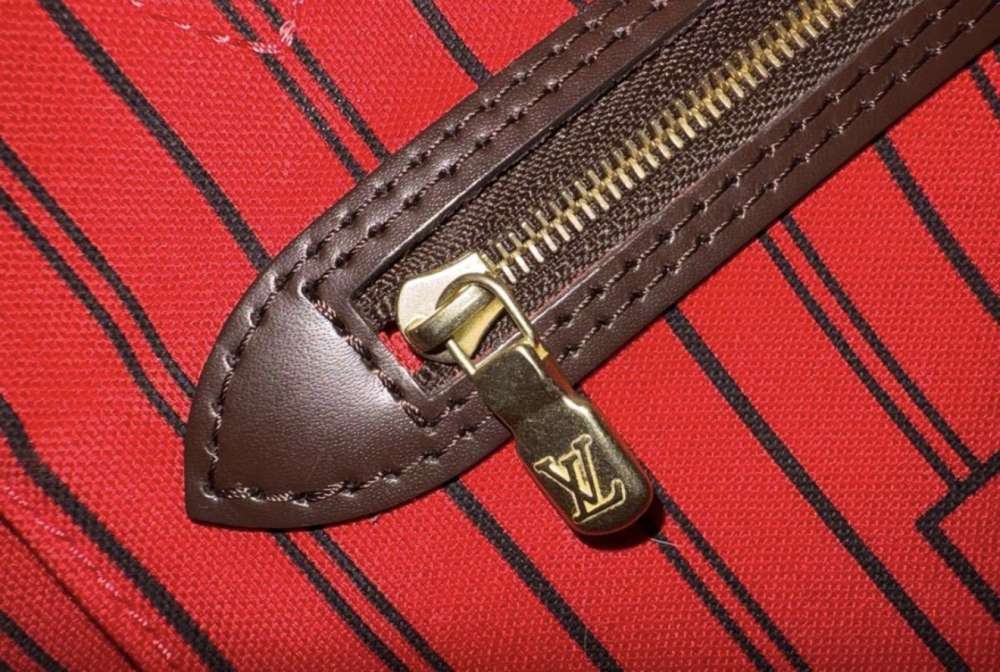 Louis Vuitton Neverfull MM