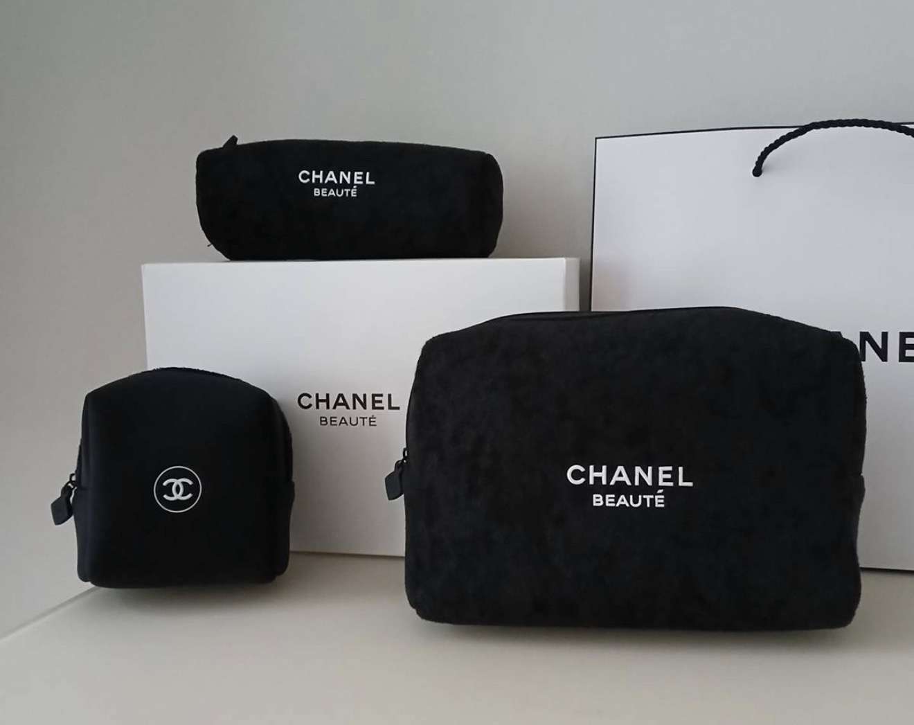 Chanel beauty set