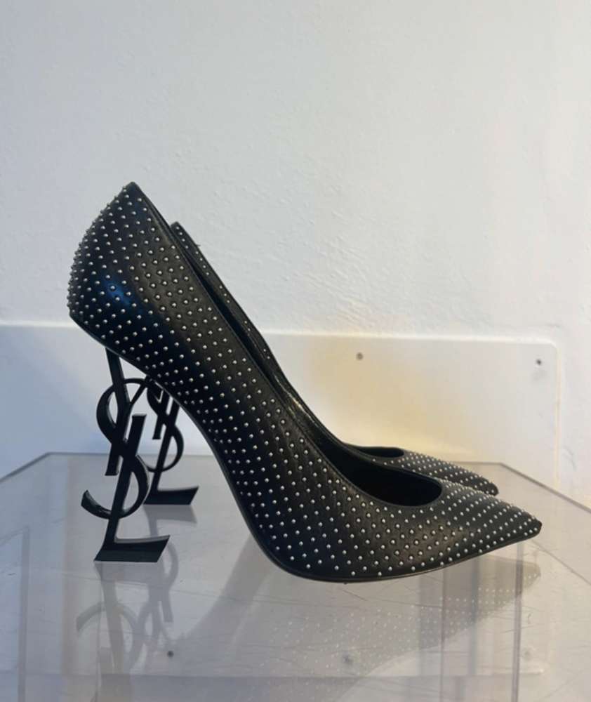 YSL lodičky