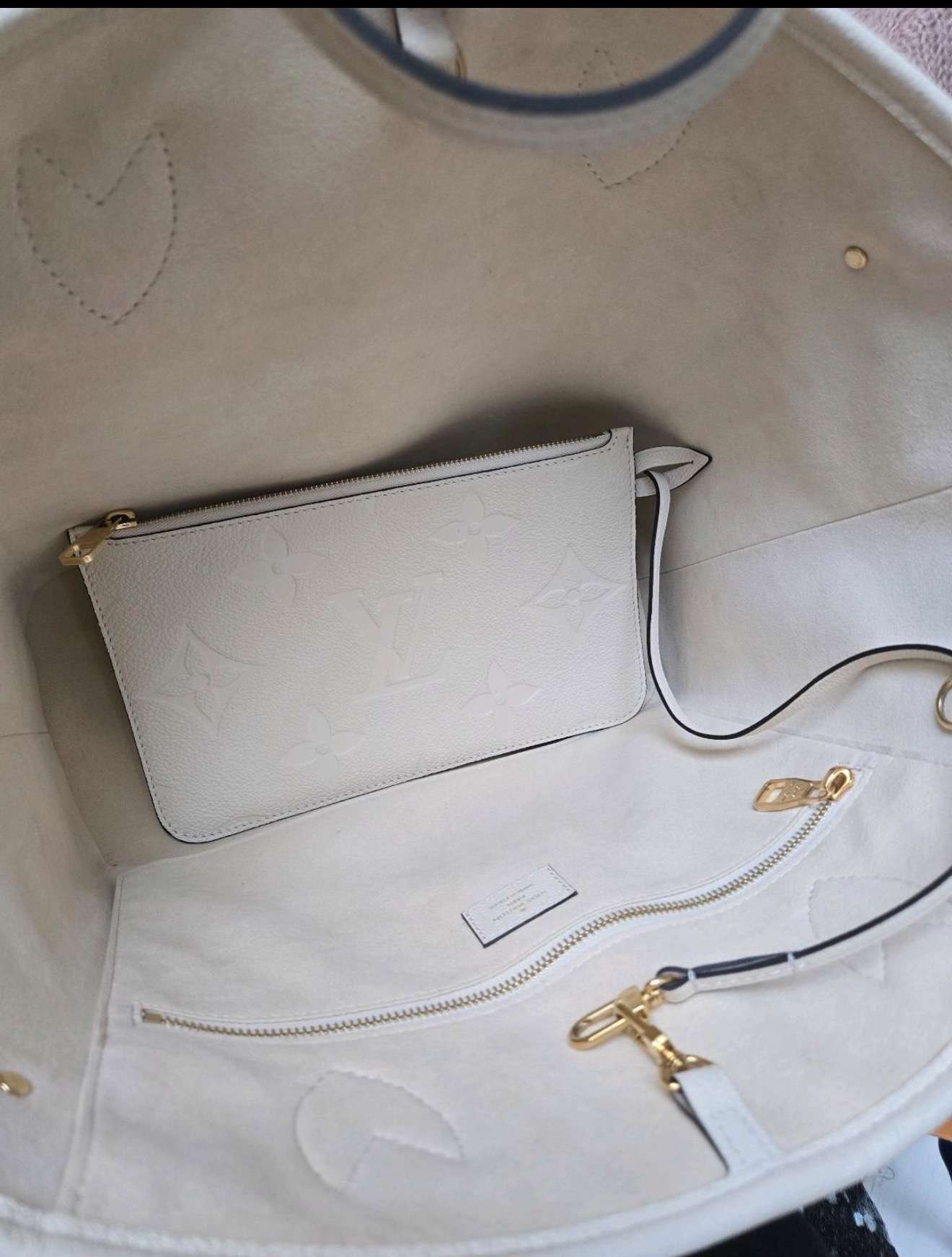 Louis Vuitton Neverfull MM