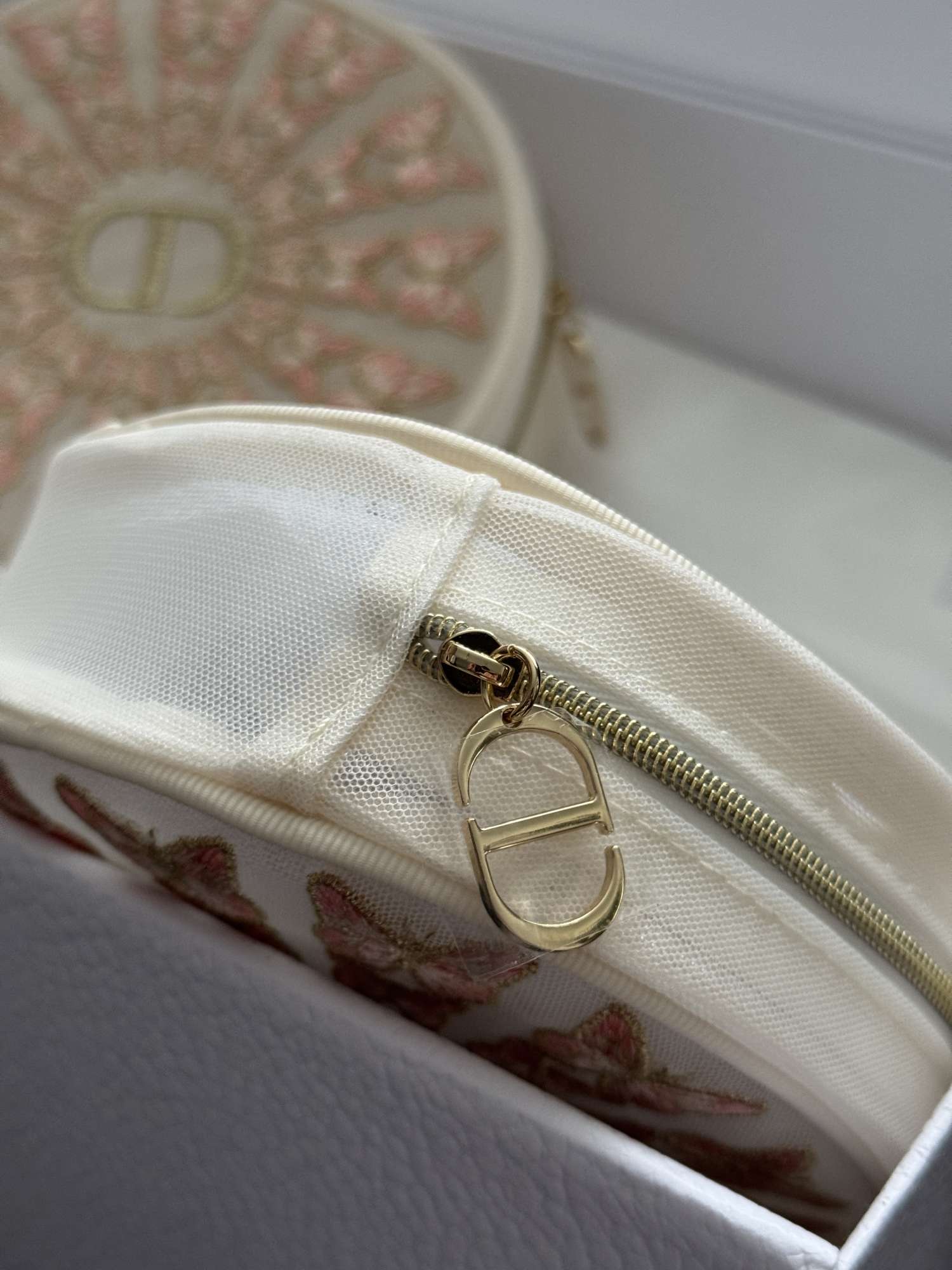 Dior taštička