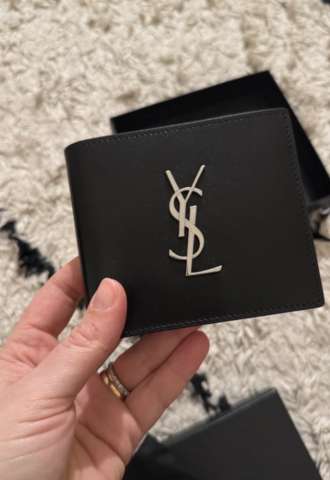 https://www.vipluxury.sk/YSL peňaženka
