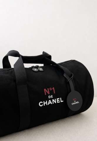 https://www.vipluxury.sk/Chanel Sport - Cestovná taška do posilňovne