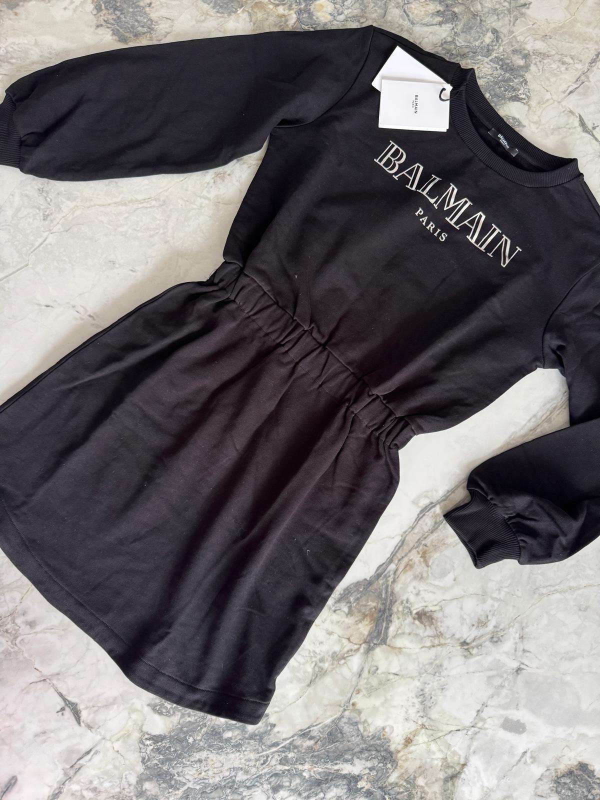 Balmain šaty