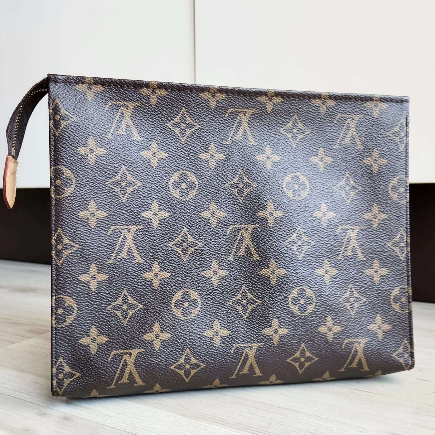 Louis Vuitton Toilette 26