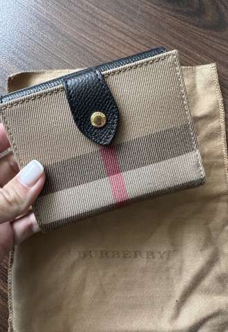 https://www.vipluxury.sk/Peňaženka Burberry Luna