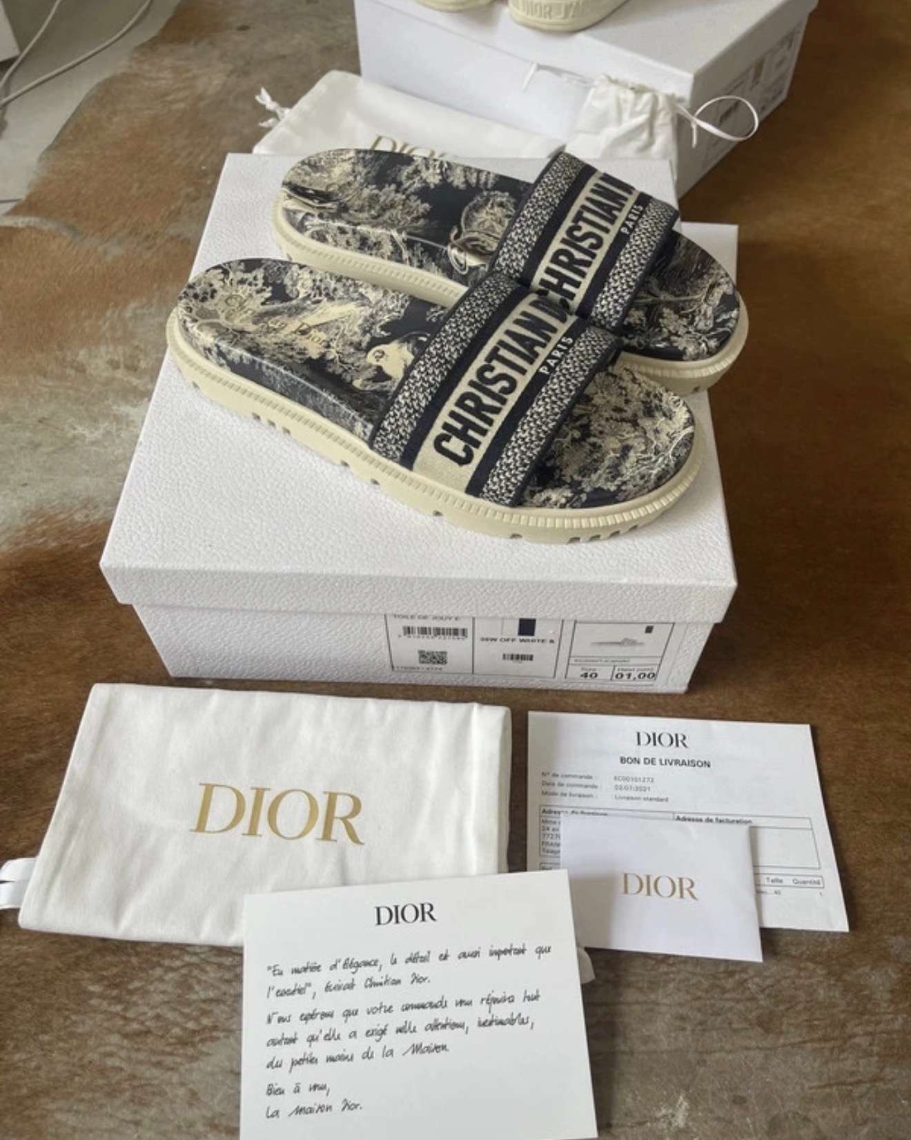 Dior šľapky