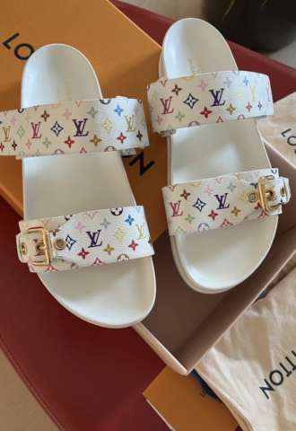 https://www.vipluxury.sk/Louis Vuitton murakami