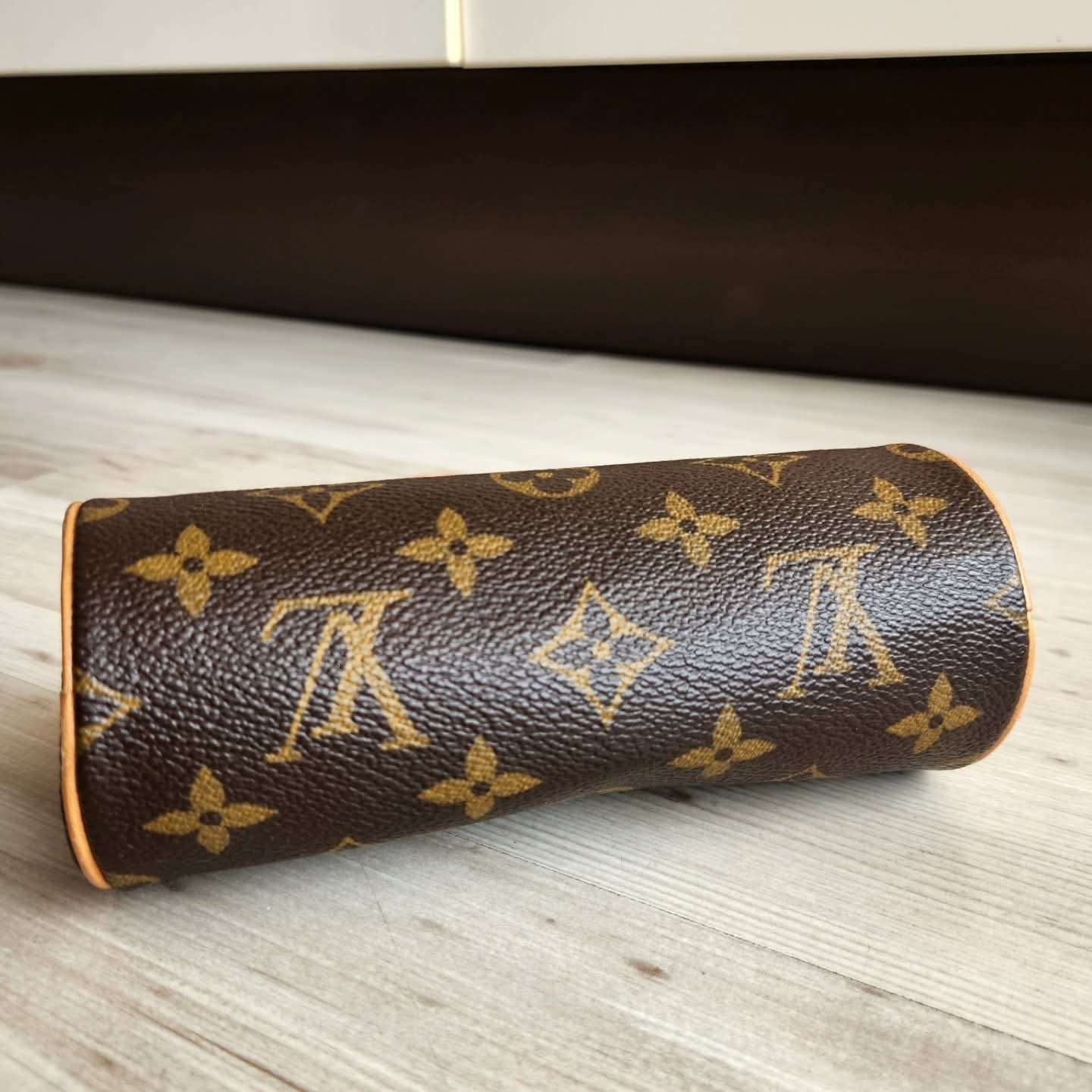 Louis Vuitton Papillon