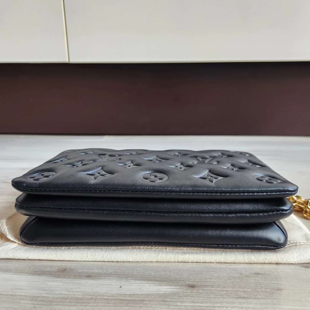 Louis Vuitton Coussin