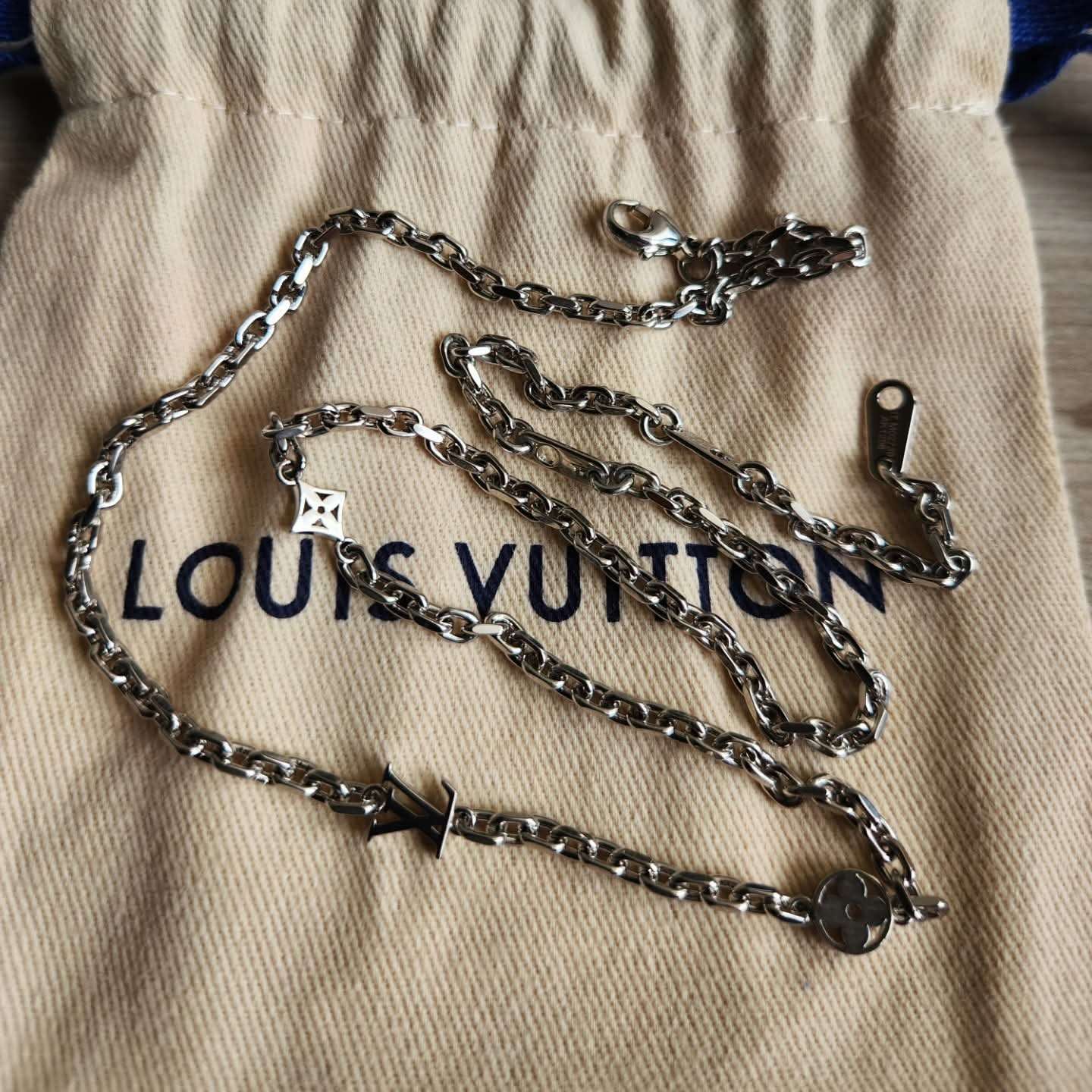 Louis Vuitton Nahrdenik