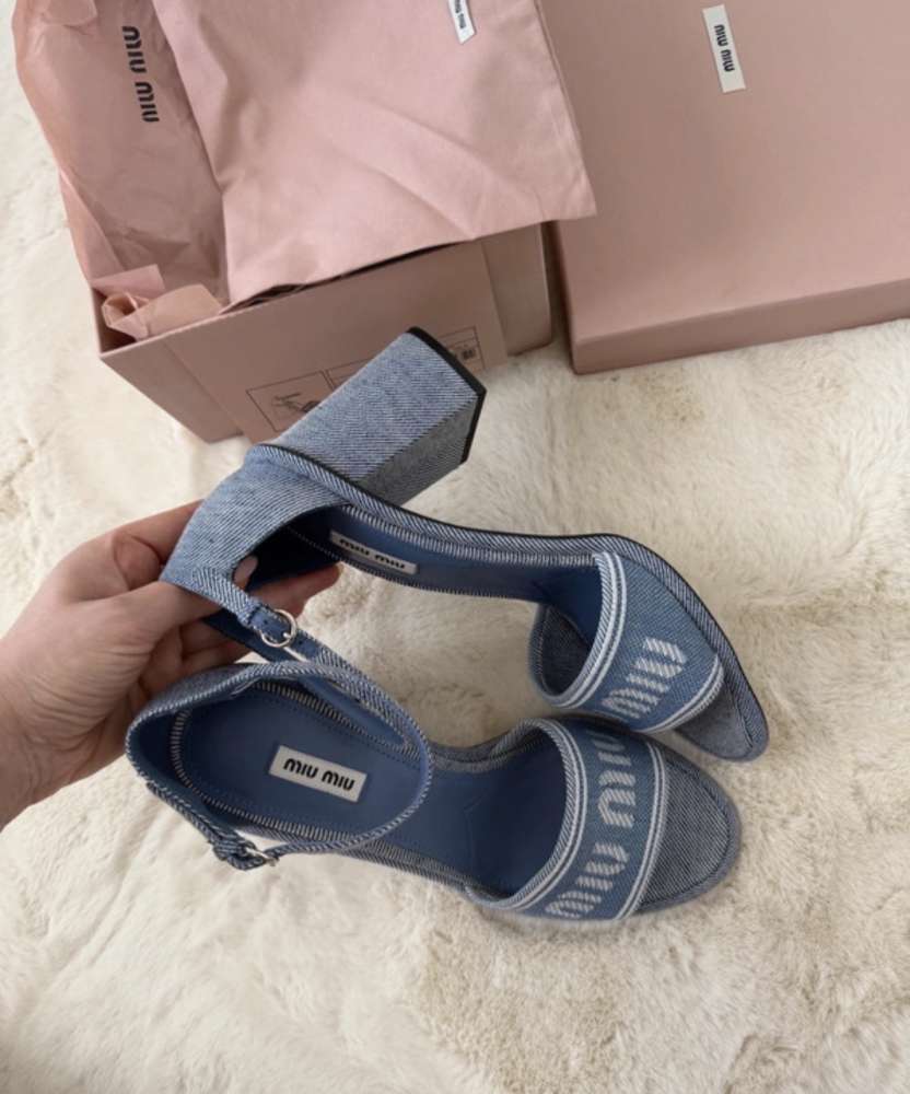 Miu miu sandalky