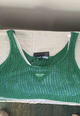 https://www.vipluxury.sk/Prada top