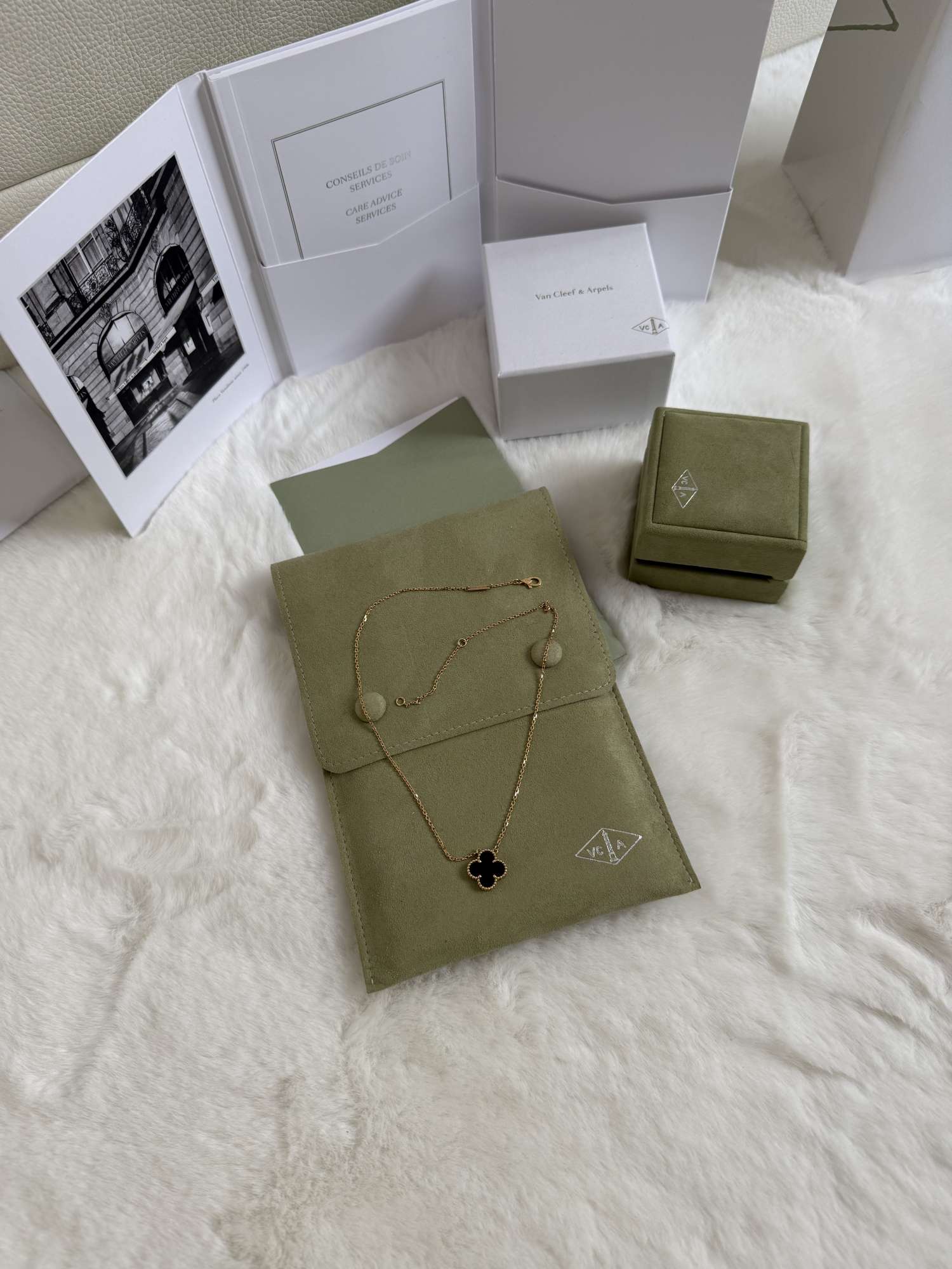 Náhrdelník Van Cleef &amp; Arpels