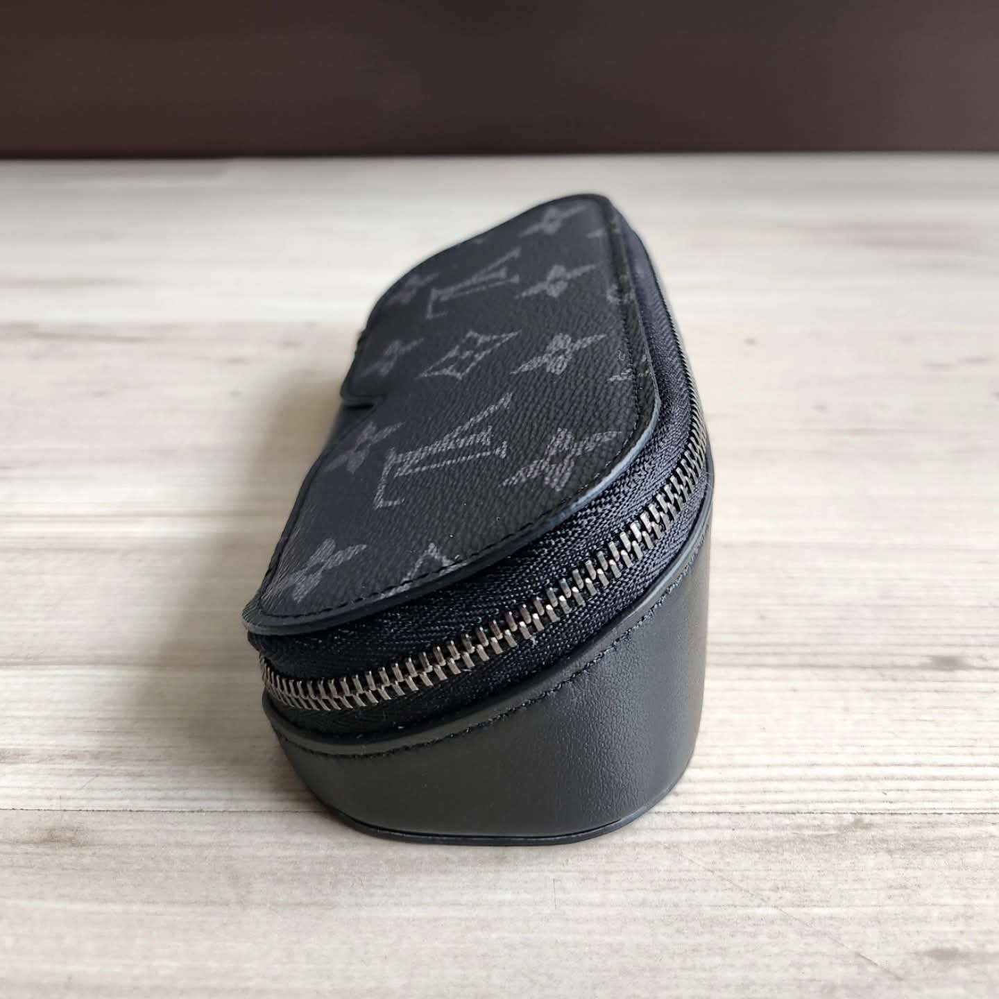 Louis Vuitton Pouzdro na bryle