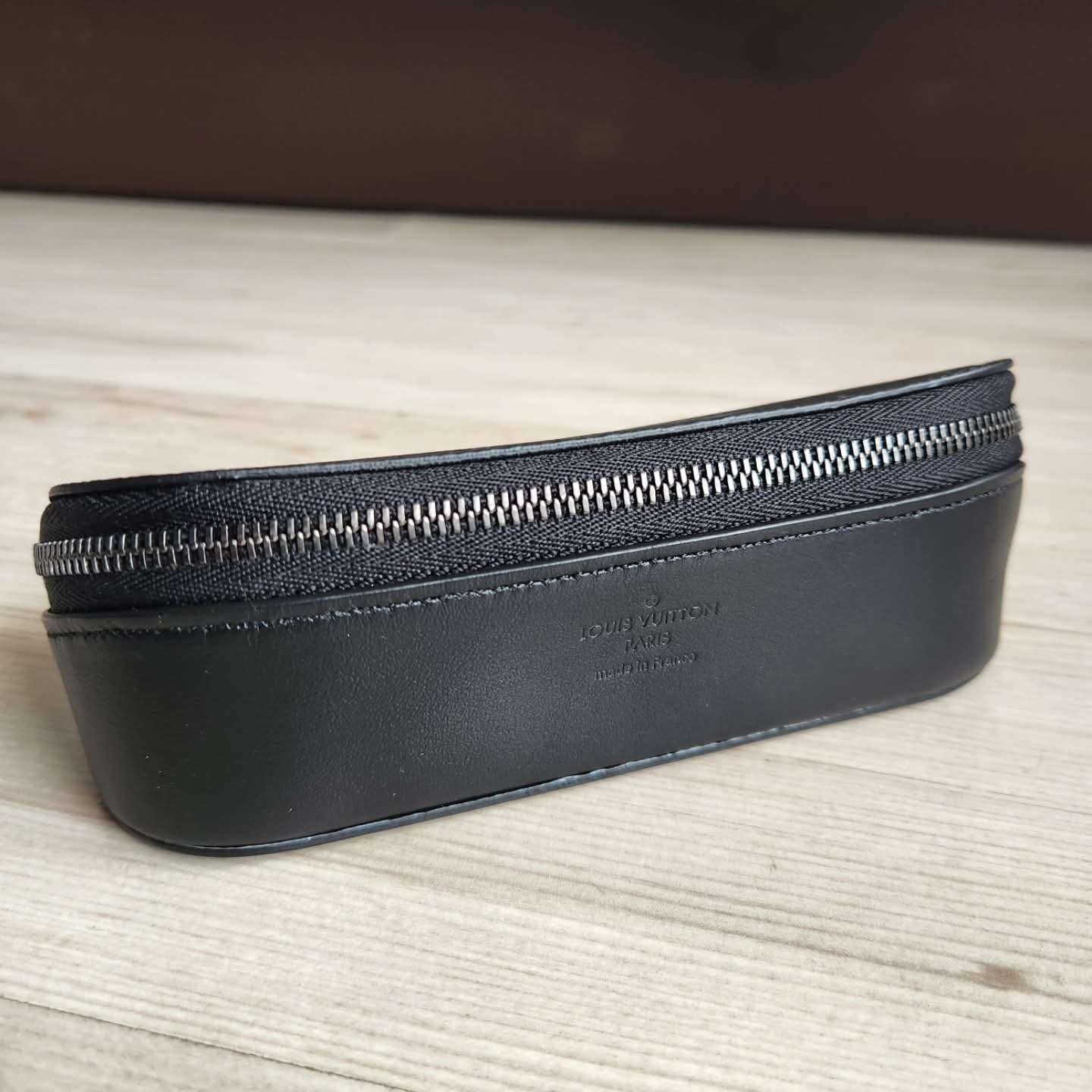 Louis Vuitton Pouzdro na bryle