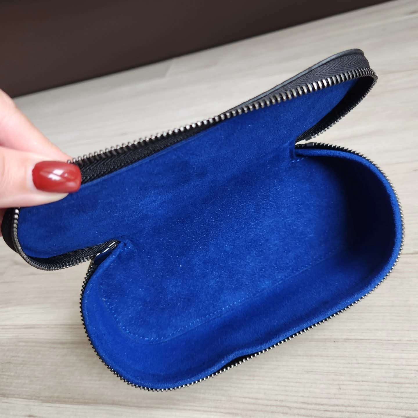 Louis Vuitton Pouzdro na bryle