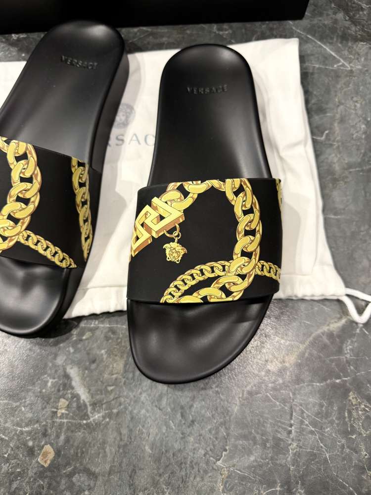 Retiazkové šľapky Versace La Greca