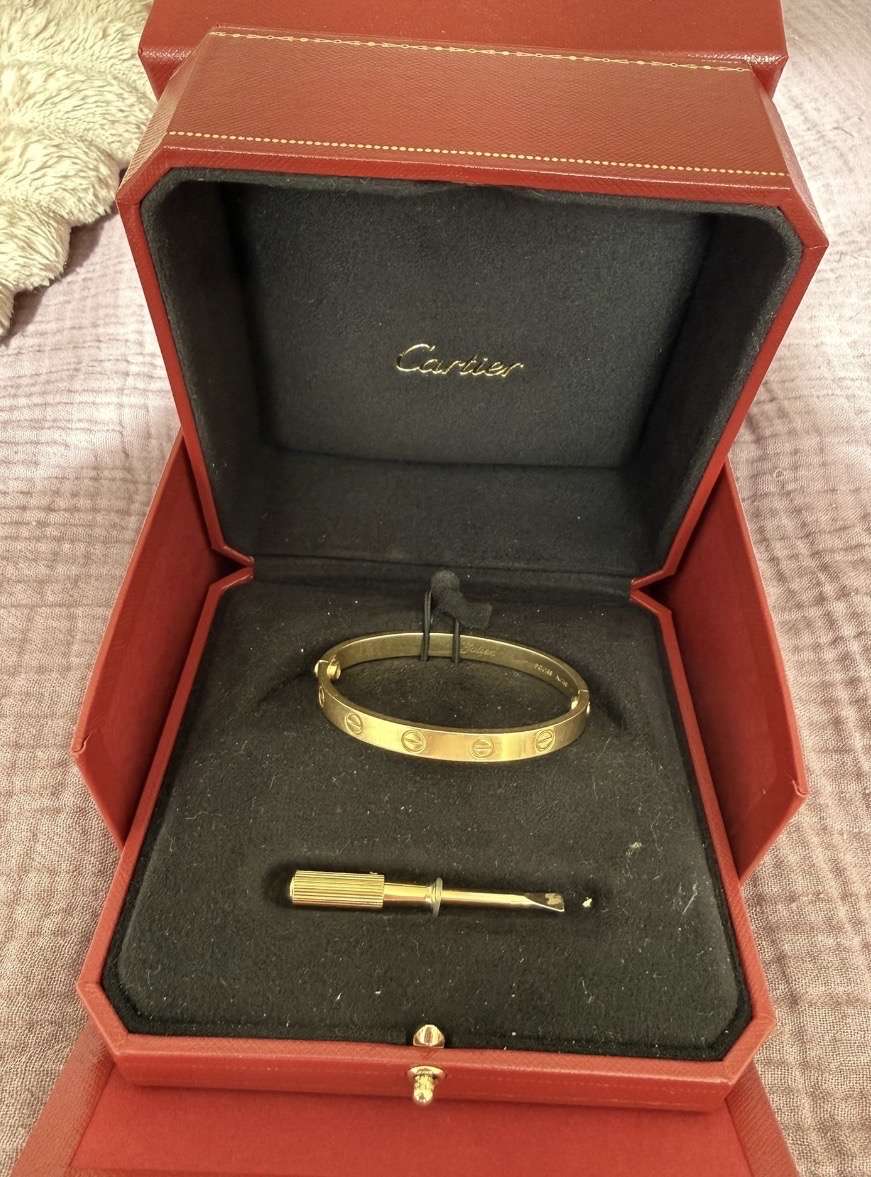 Cartier Love naramok