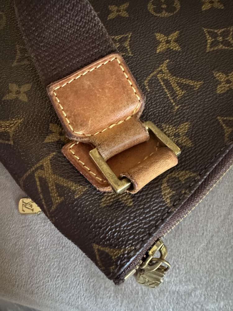 Louis Vuitton Bosphore