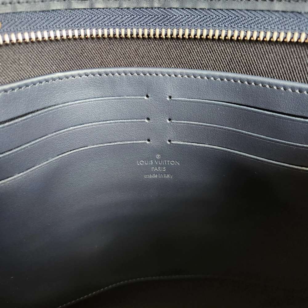 Louis Vuitton Pochette Voyage