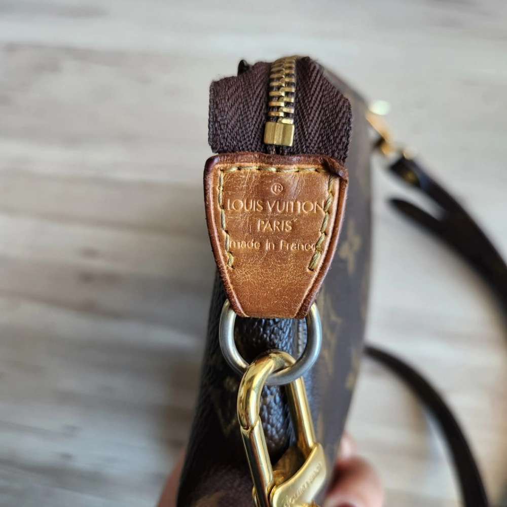 Louis Vuitron Pochette Accessiores