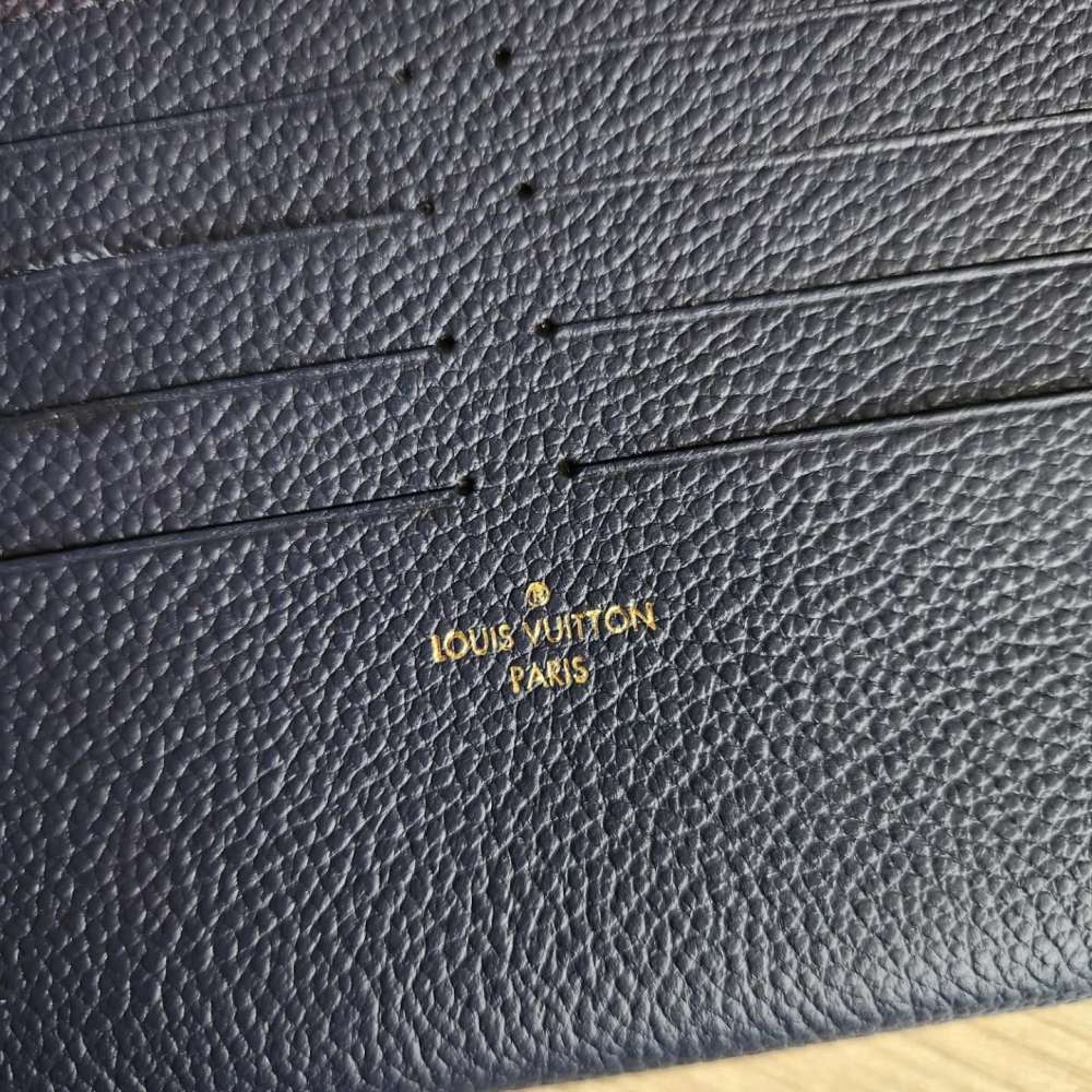 Louis Vuitton Set