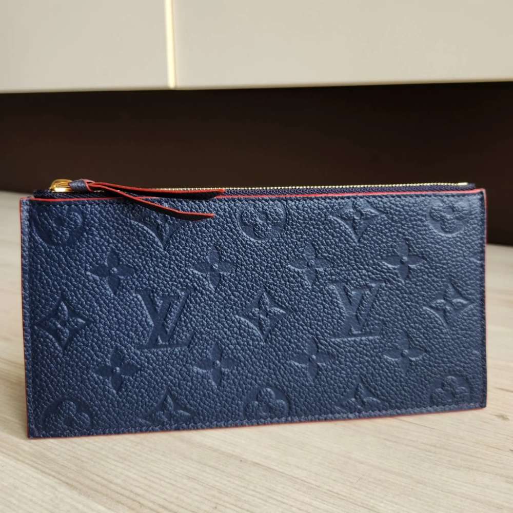 Louis Vuitton Set