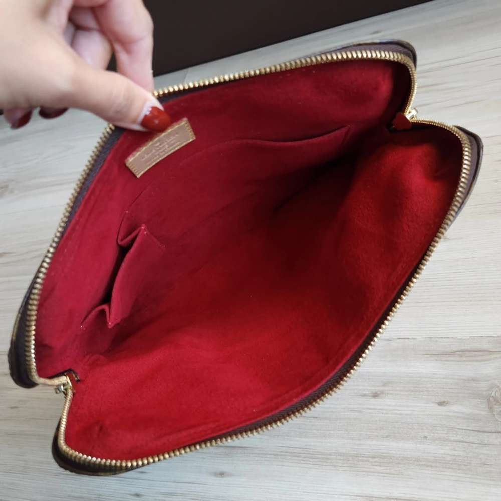 Louis Vuitton Coussin GM