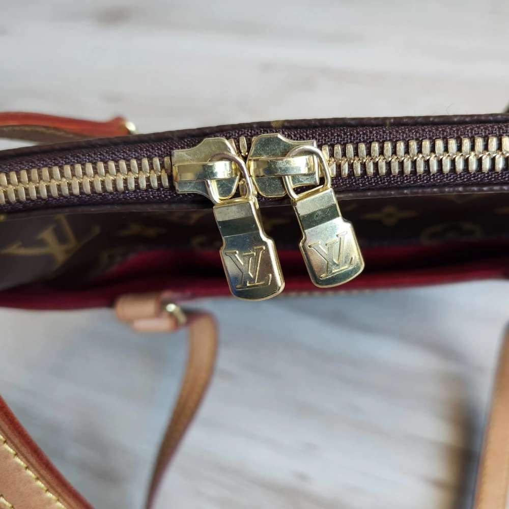 Louis Vuitton Coussin GM