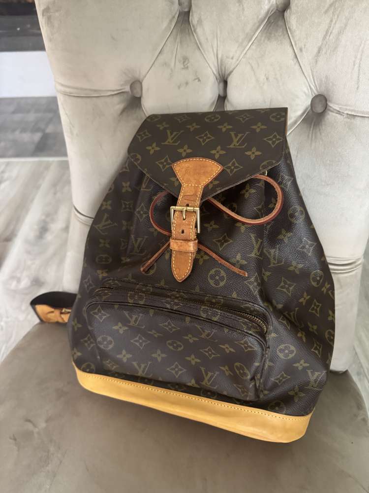Louis Vuitton Montsouris Gm