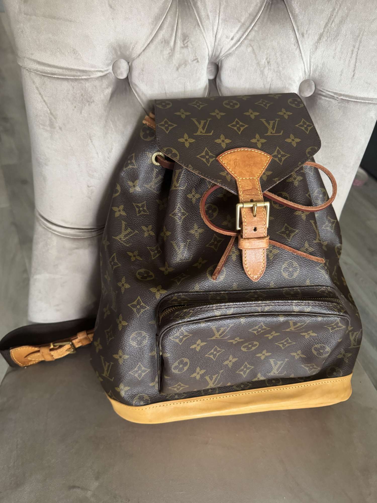 Louis Vuitton Montsouris Gm