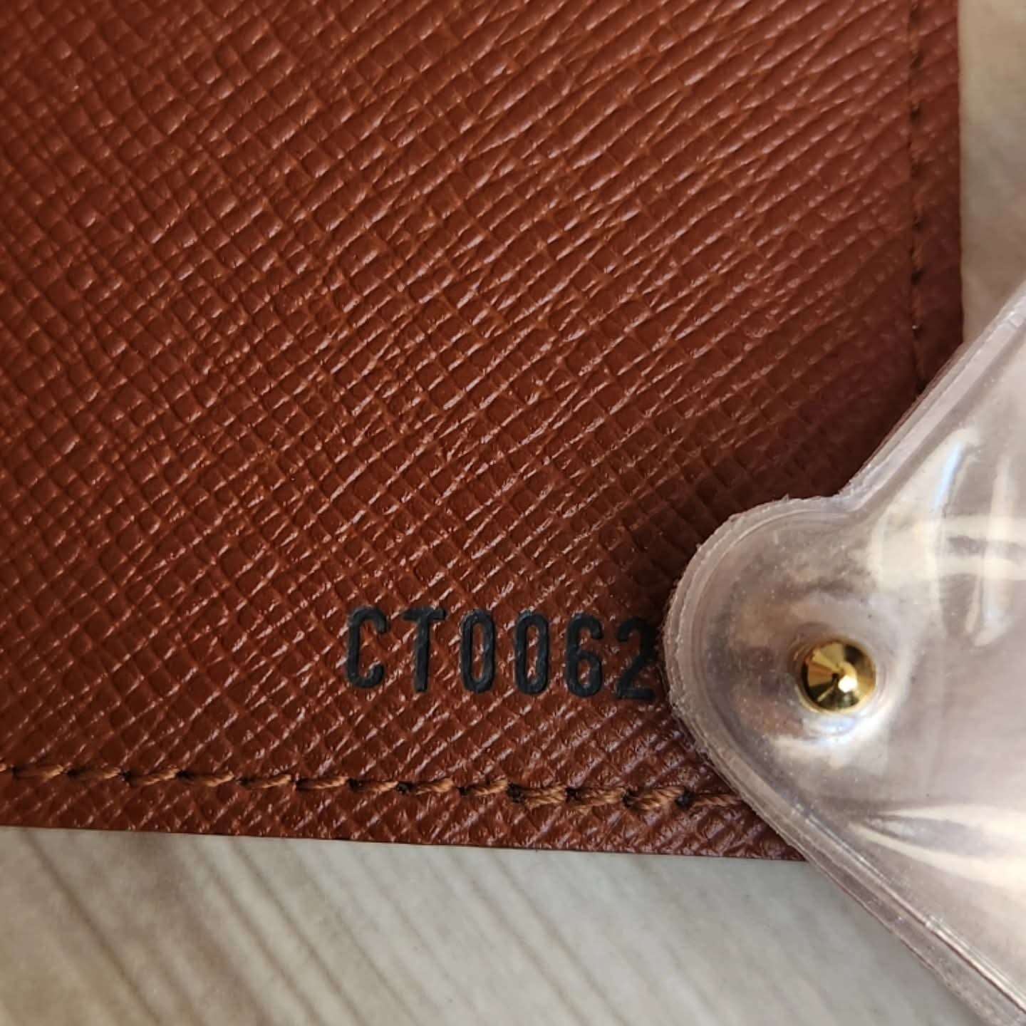 Louis Vuitton Cardholder