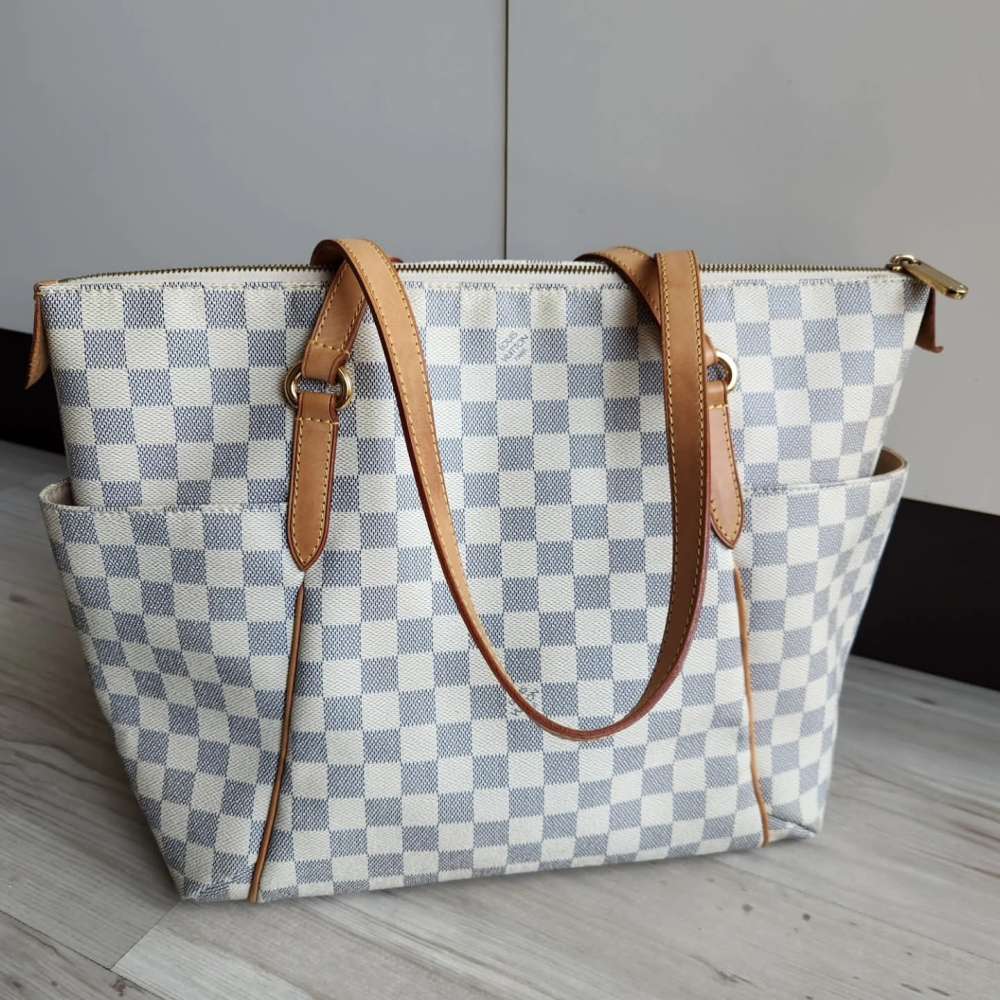 Louis Vuitton Totally MM