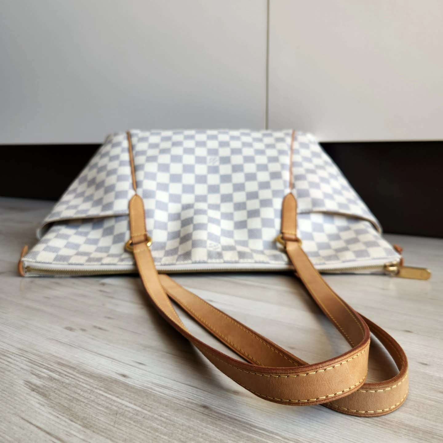 Louis Vuitton Totally MM