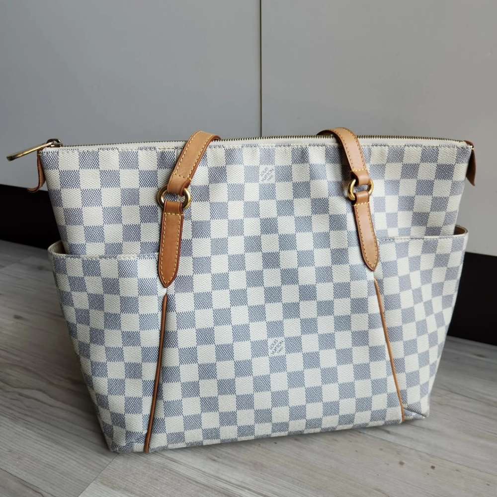 Louis Vuitton Totally MM