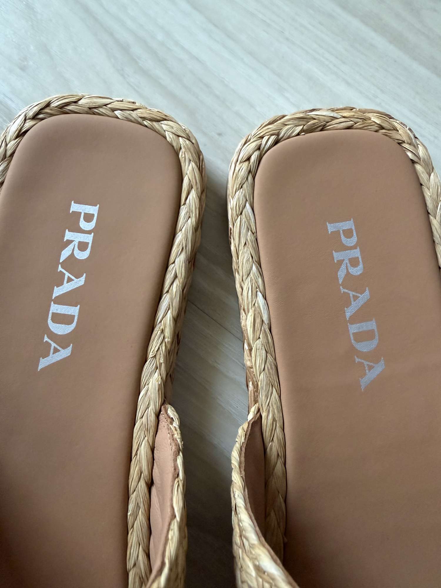 Prada sandale