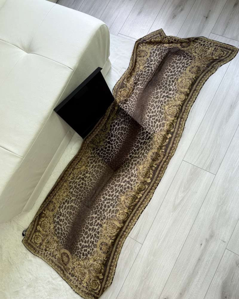 Versace satka