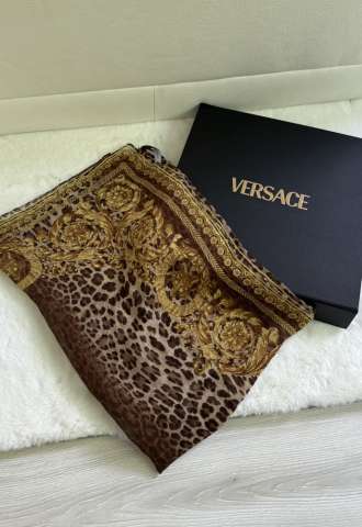 https://www.vipluxury.sk/Versace satka