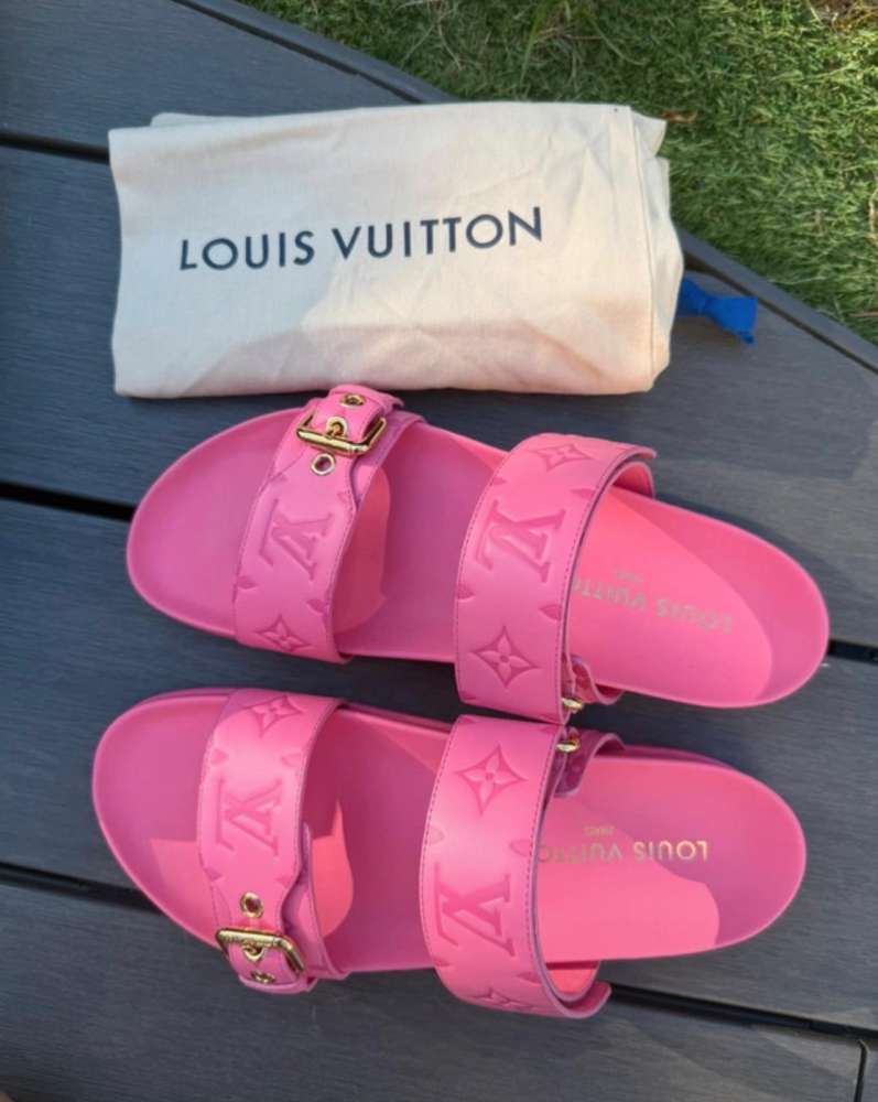 Louis Vuitton šľapky