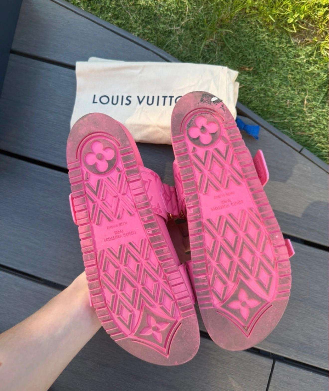 Louis Vuitton šľapky
