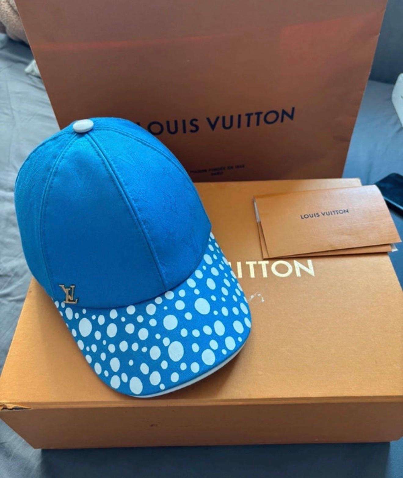 Louis Vuitton šiltačka
