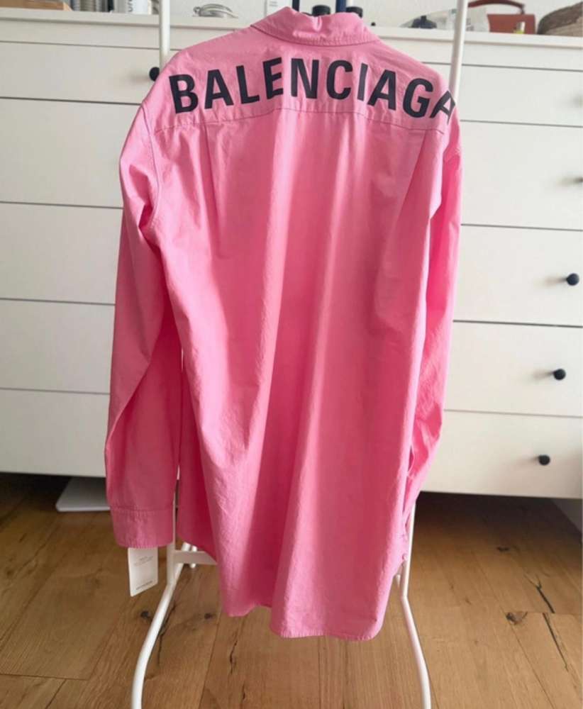 Balenciaga košeľa