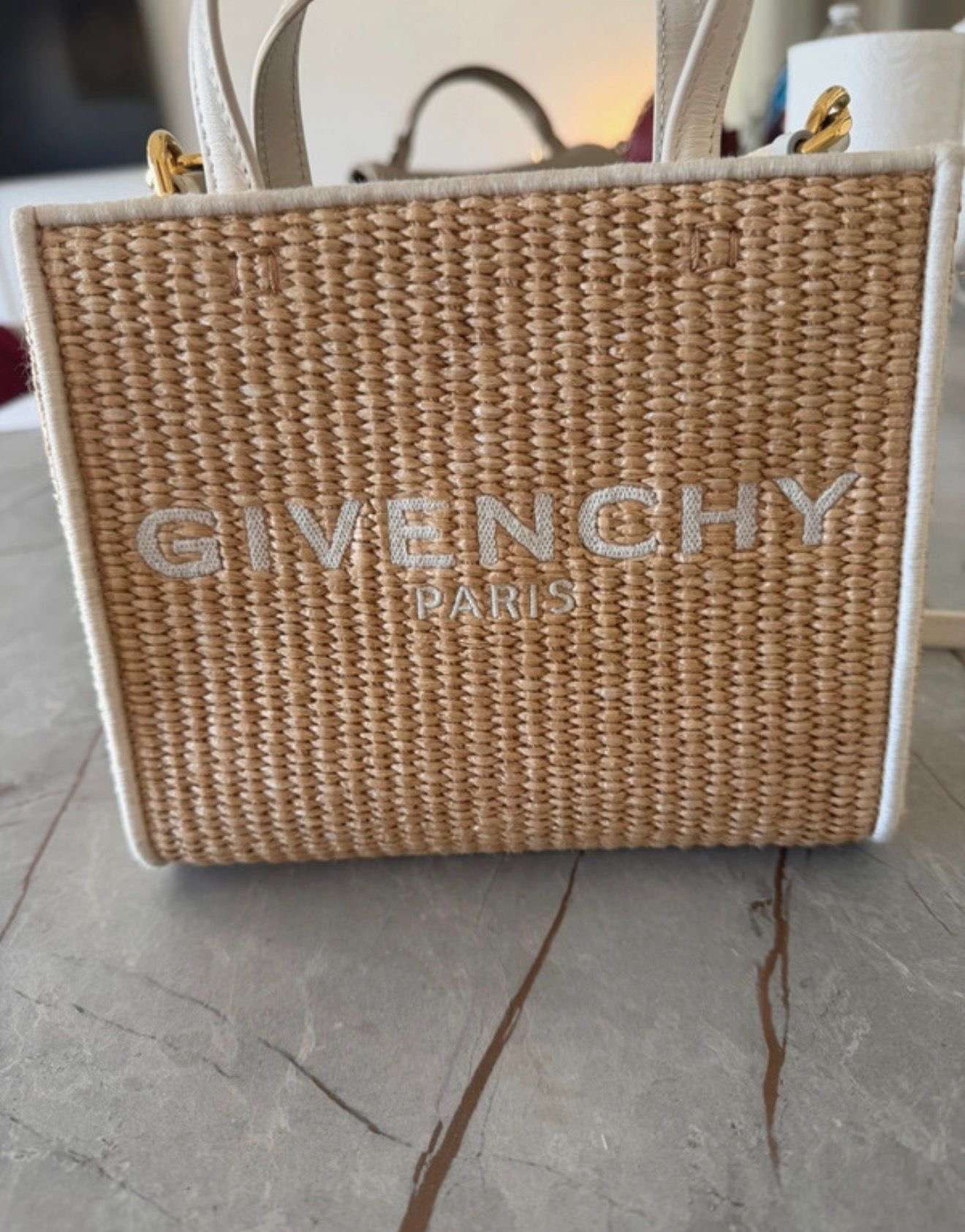 Guvenchy kabelka
