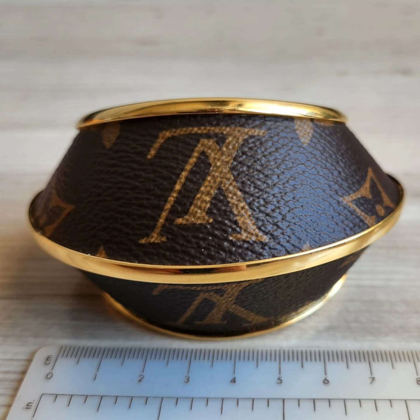 Louis Vuitton Naramek